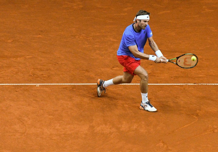 Davis Cup zachránený. Gombos suverénne zdolal Majchrzaka